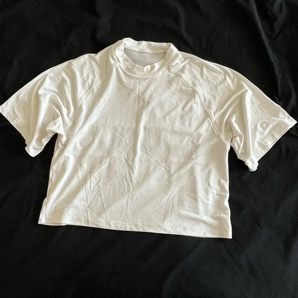 Buffbunny Ivory Crop T-Shirt - Picture 1 of 6